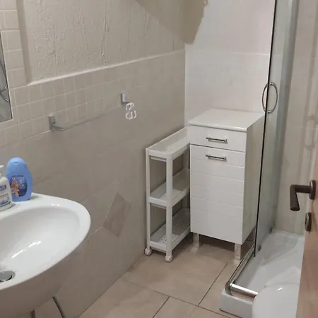 Agora Вилласимиус